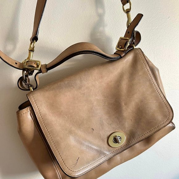 Vintage Tan Leather Coach Legacy Fold Over Shoulder Bag/Cross-Body - Picture 2 of 8
